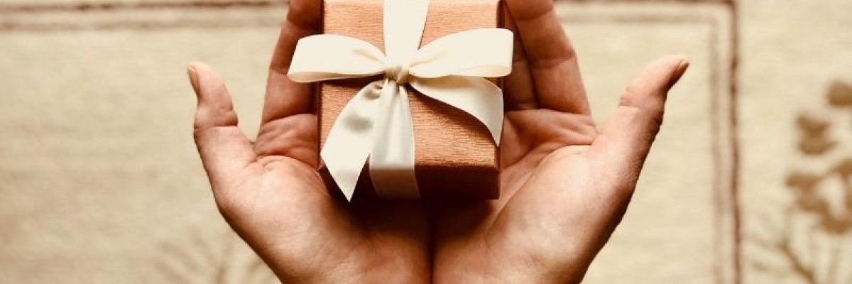 4 idei de cadouri pentru ea