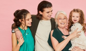 Cate un accesoriu pentru fiecare membru al familiei