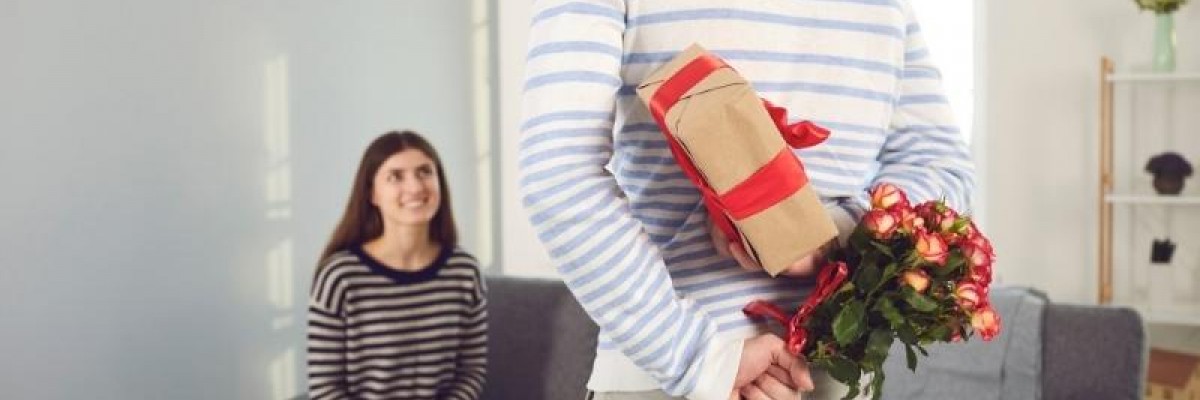 Ghid complet: Cum sa alegi cadoul cel mai potrivit de Valentine’s Day? Ghid complet: Cum sa alegi cadoul cel mai potrivit de Valentine’s Day?