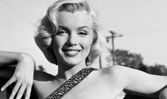 Ce bijuterii purtau in trecut cele mai frumoase femei ale lumii