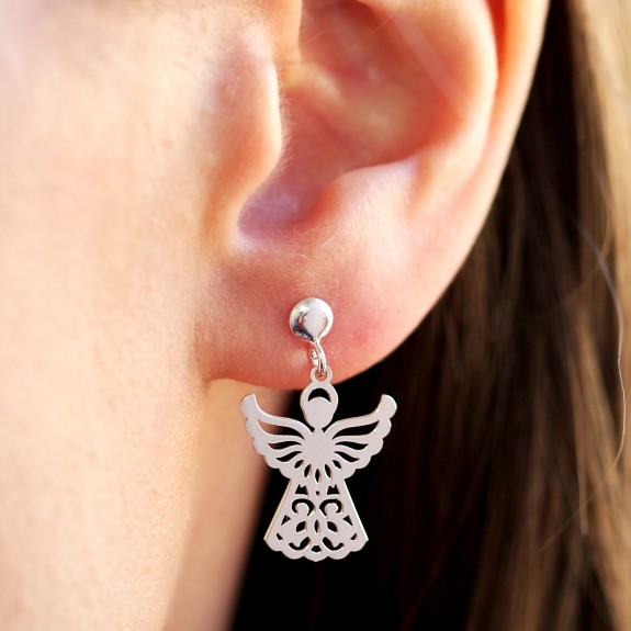 Aniela - Cercei personalizati cu tija si ingeras din argint 925 placat cu aur galben 24K Aniela - Cercei personalizati cu tija si ingeras din argint 925 placat cu aur galben 24K