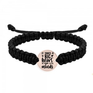Big Heart - Bratara personalizata snur impletit pentru profesori "It takes a big heart to shape little minds" din argint 925 placat cu aur roz Big Heart - Bratara personalizata snur impletit pentru profesori "It takes a big heart to shape little minds" din argint 925 placat cu aur roz
