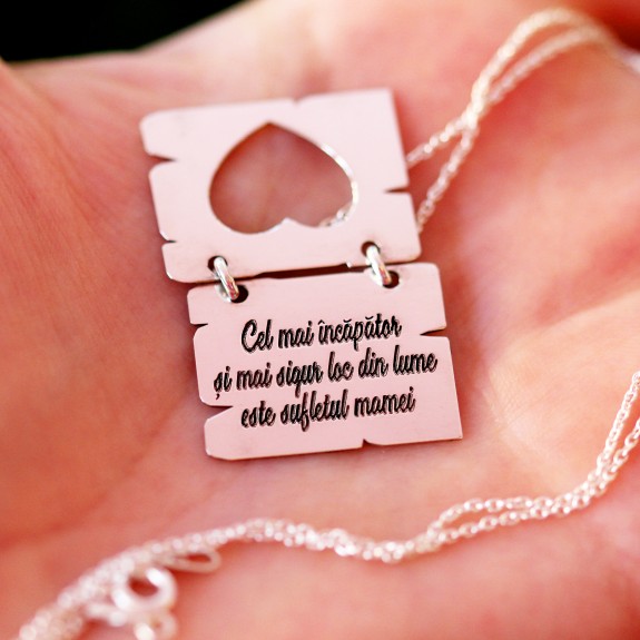 Ilona - Colier personalizat cu text si inimioara decupata din argint 925 Ilona - Colier personalizat cu text si inimioara decupata din argint 925