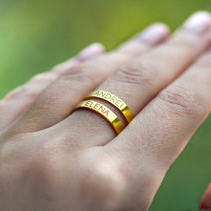 Ivy - Inel pesonalizat cu doua nume reglabil din argint 925 placat cu aur galben 24K Ivy - Inel pesonalizat cu doua nume reglabil din argint 925 placat cu aur galben 24K