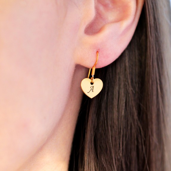 Lolita - Cercei personalizati inimioara cu tortita deschisa din argint 925 placat cu aur galben 24K Lolita - Cercei personalizati inimioara cu tortita deschisa din argint 925 placat cu aur galben 24K