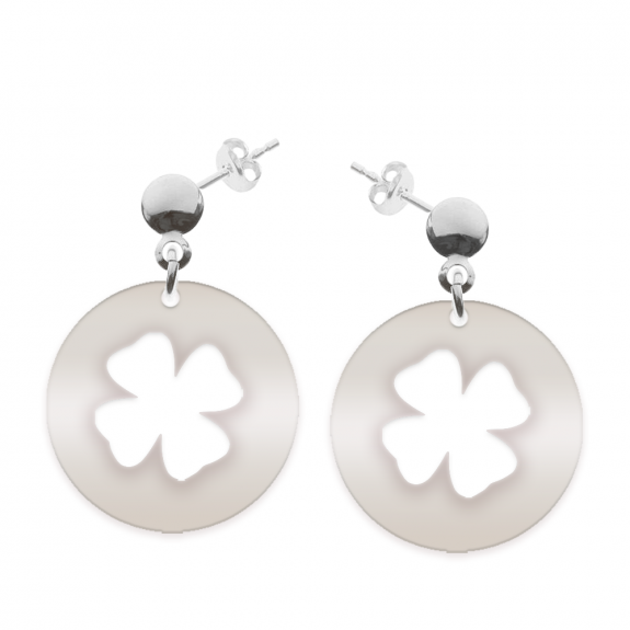 Yonka - Cercei personalizati din argint 925 cu tija si banut cu trifoi decupat Yonka - Cercei personalizati din argint 925 cu tija si banut cu trifoi decupat