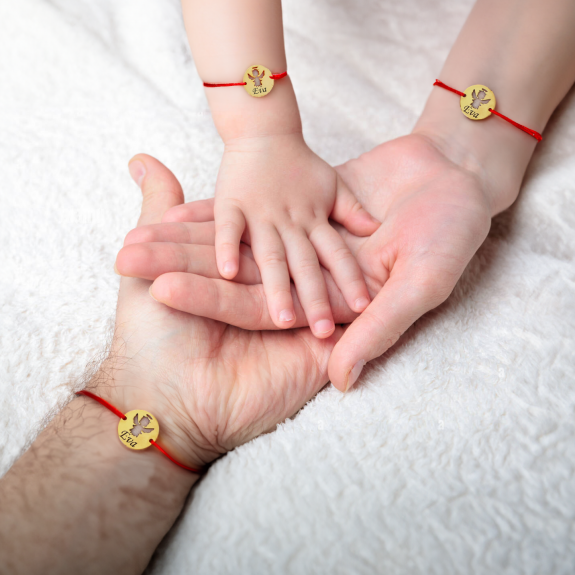 Angel - Cadou botez set pentru parinti si copil - Bratari personalizate snur impletit banut cu ingeras si nume din argint 925 placat cu aur galben 24K