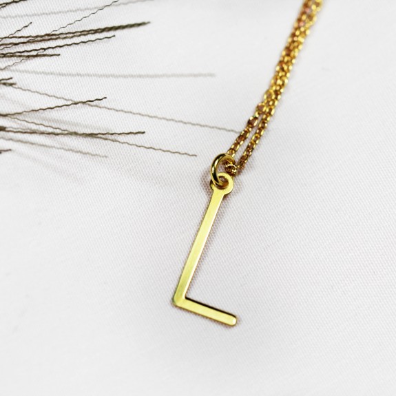 Caracter- Colier din argint placat cu aur gablen personalizat cu litera